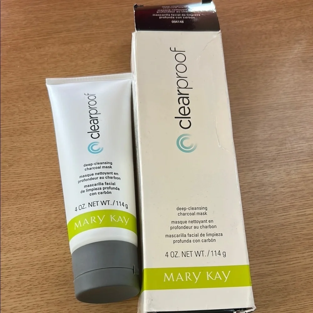 Mary Kay Gray Cleanser & Exfoliant Skincare